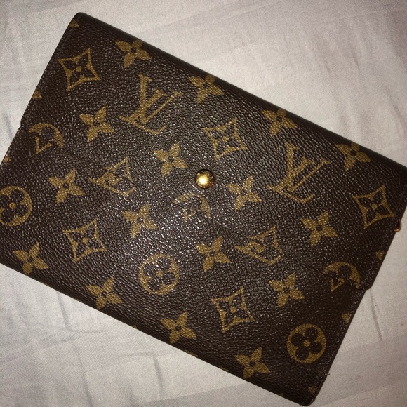 Louis Vuitton Handbags - Large Louis Vuitton Wallet